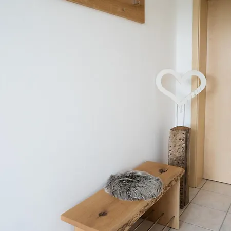 Hansen Apartment *